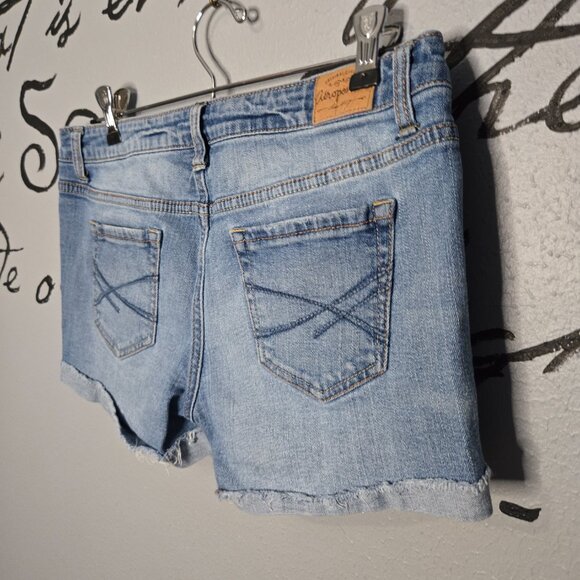 Aeropostale Midi Jean Shorts, 6 - Picture 4 of 6